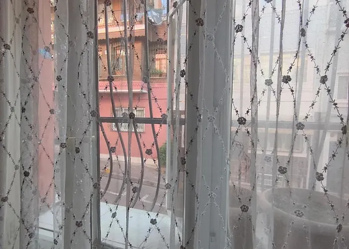 Hostal Men's In Fatih *